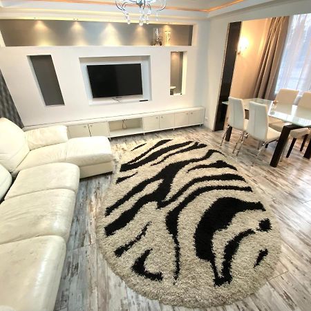 Bright Luxury Apartment Near Center Chisinau Exterior foto